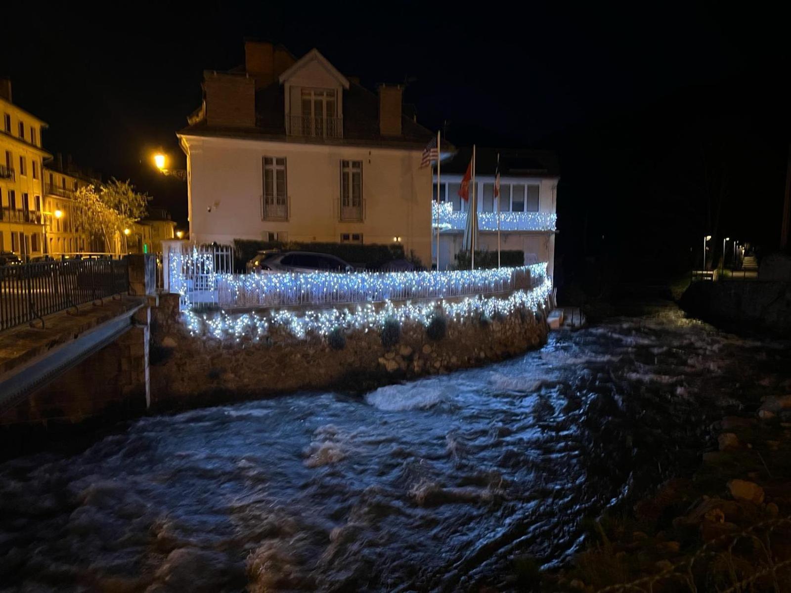 Отель Le 41 Avenue Foch Bagneres-de-Luchon Экстерьер фото